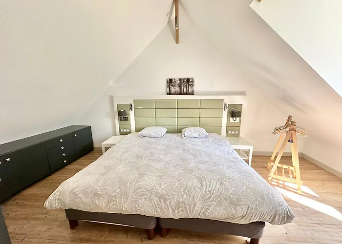 Maison Avec Terrasse - 2 Chambres Confortables Pour 4 A 6 Personnes
