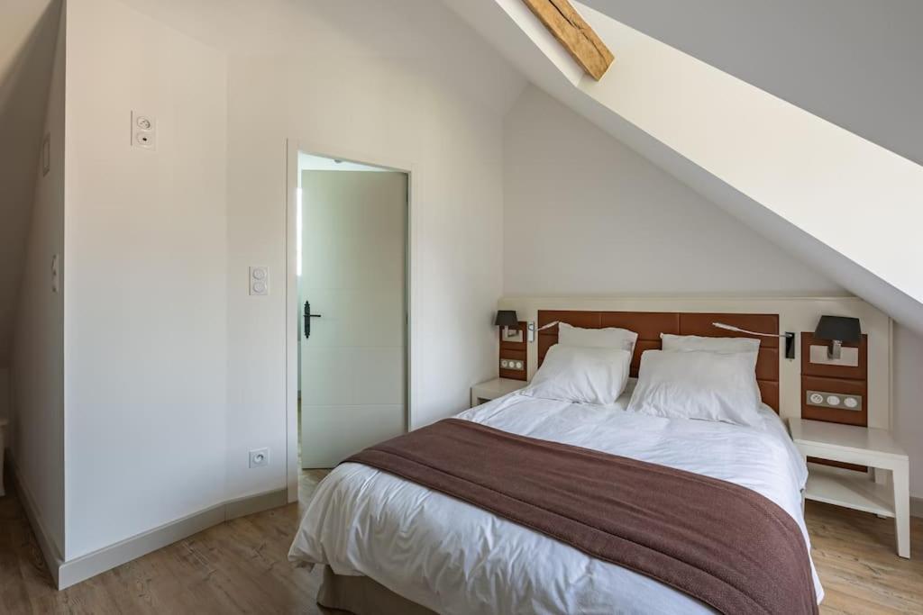 Maison Avec Terrasse - 2 Confortables Pour 4 A 6 Personnes Verton